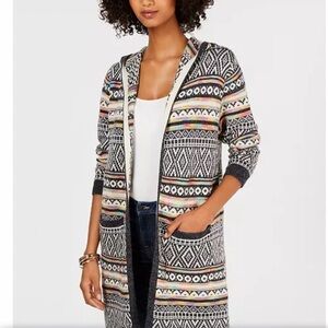 Monteau Los Angeles Cardigan Sweater